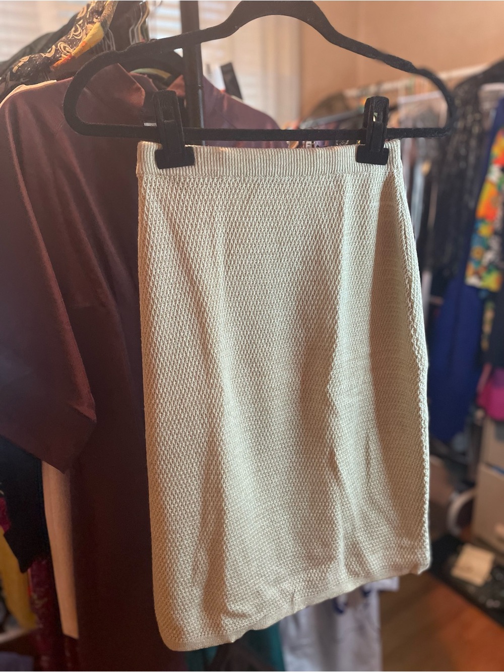 VTG Classic Cream Knit Pencil Skirt with Gold Highlights